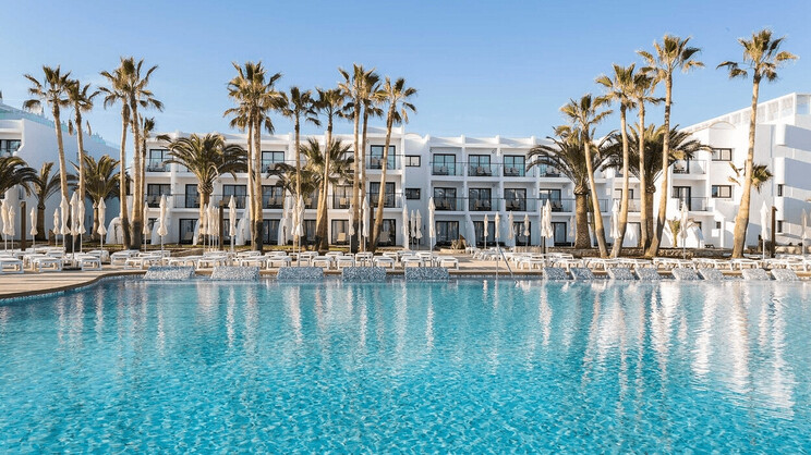 Grand Palladium White Island Resort & Spa